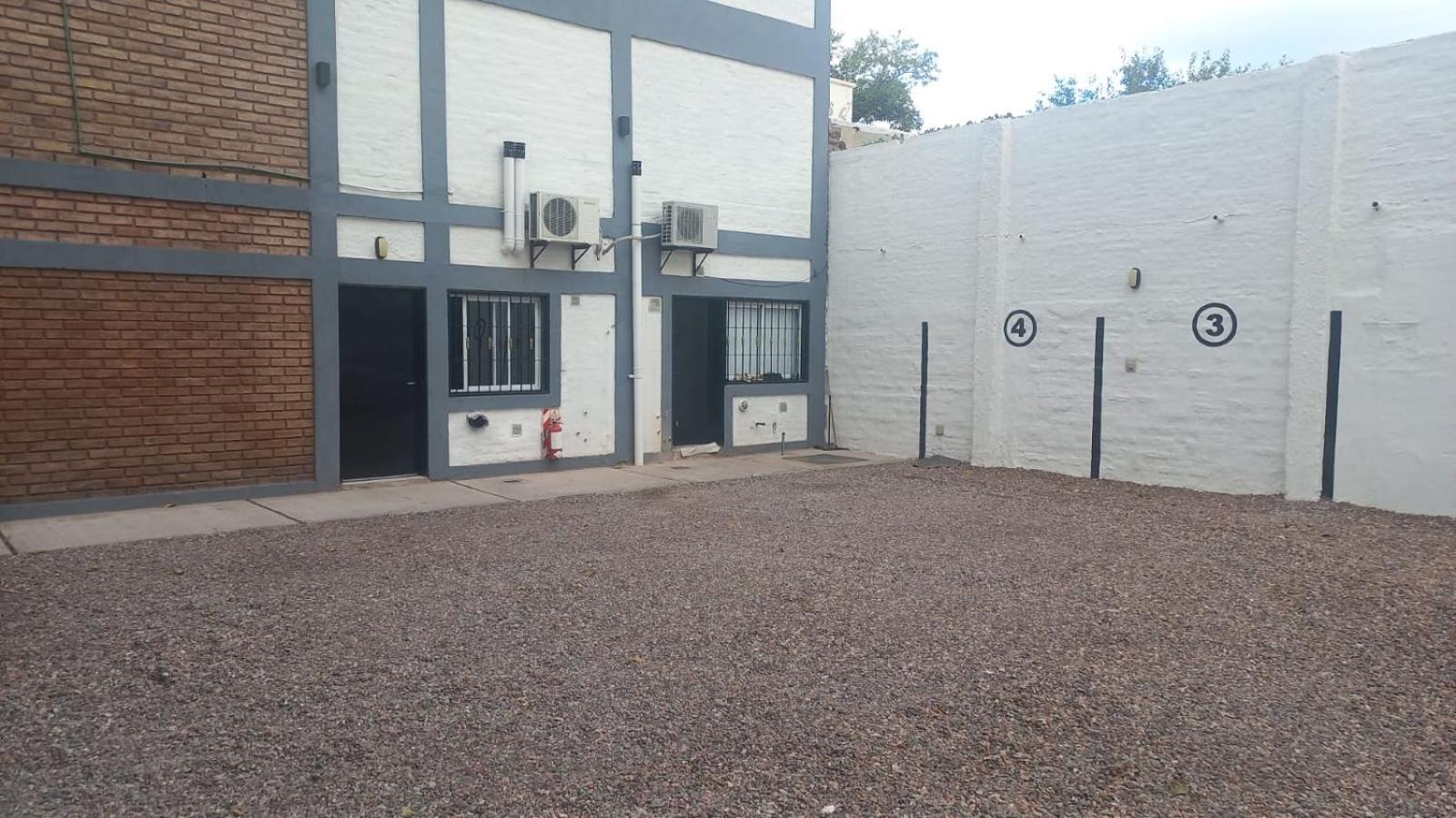 Apartamentos Willy - En Zona Residencial Con Estacionamiento Мендоса Экстерьер фото